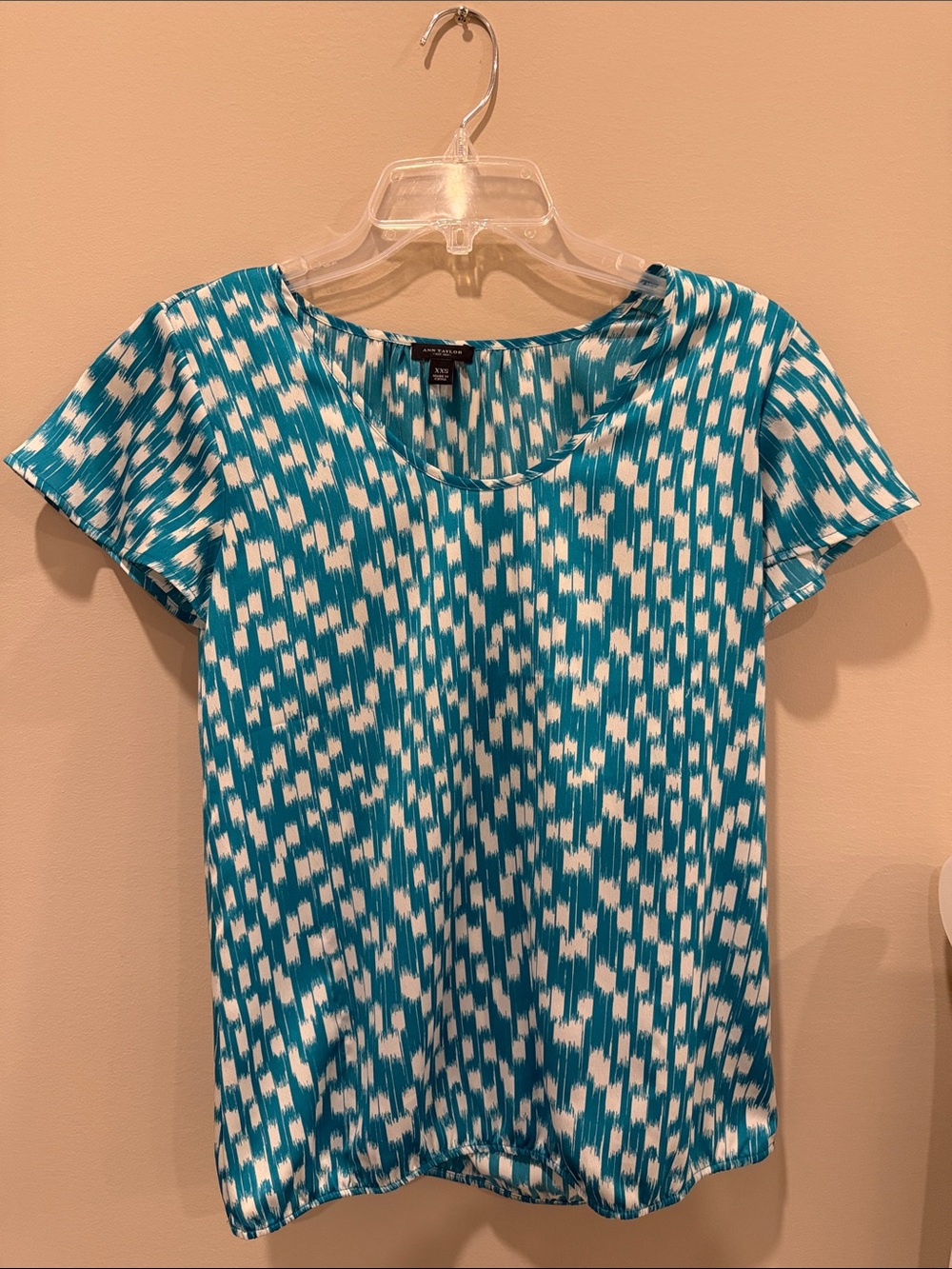 Ann Taylor Teal & White Short Sleeve Scoop Neck Tee